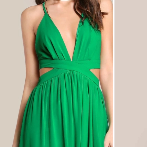 Tie Up Flowy Dress - Picture 5 of 5